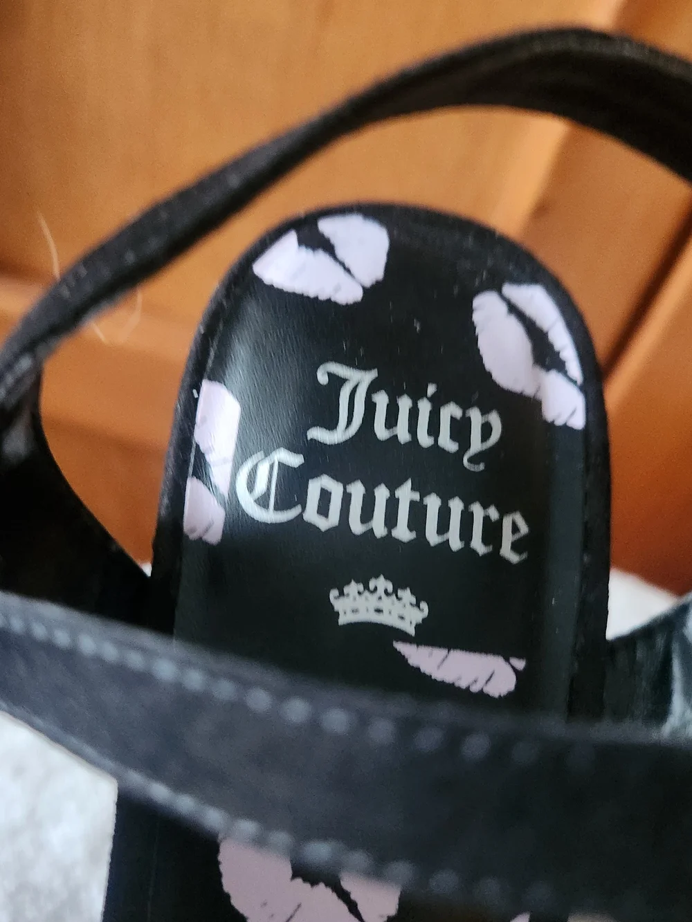 Juicy Couture eye catching